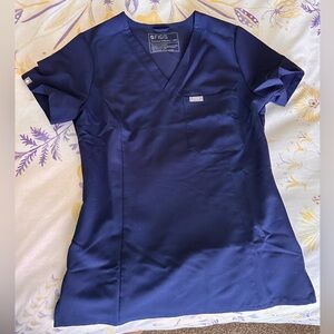 NWOT Figs Navy Blue Slim Catarina One Pocket Scrub Top